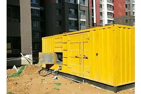 萝北发电机租赁中燃油压力过低会对发动机的哪些部件造成损坏？